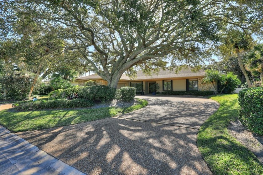 Steps From the Ocean! Just three houses from the private beach - Beach Home for sale in Vero Beach, Florida on Beachhouse.com