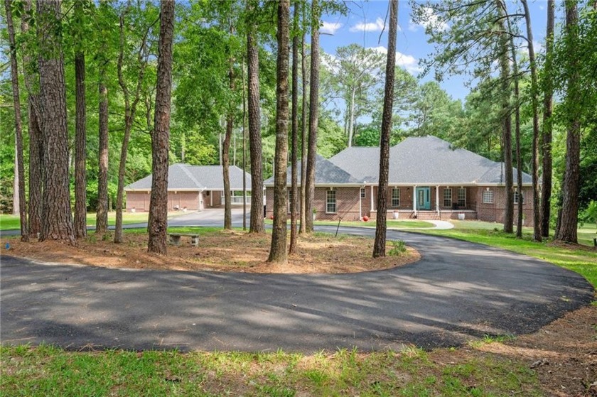 If you are looking for space, privacy, and acreage in Daphne - Beach Home for sale in Daphne, Alabama on Beachhouse.com