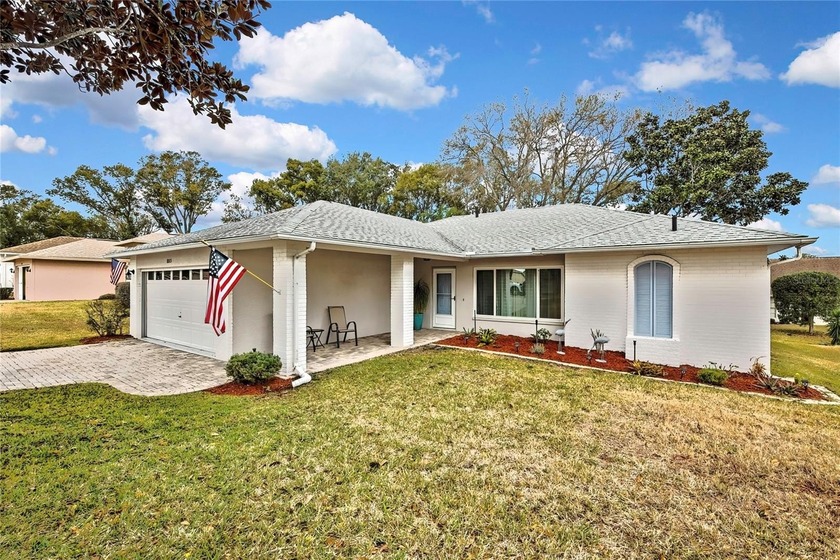 Under contract-accepting backup offers. Beautifully maintained - Beach Home for sale in Spring Hill, Florida on Beachhouse.com
