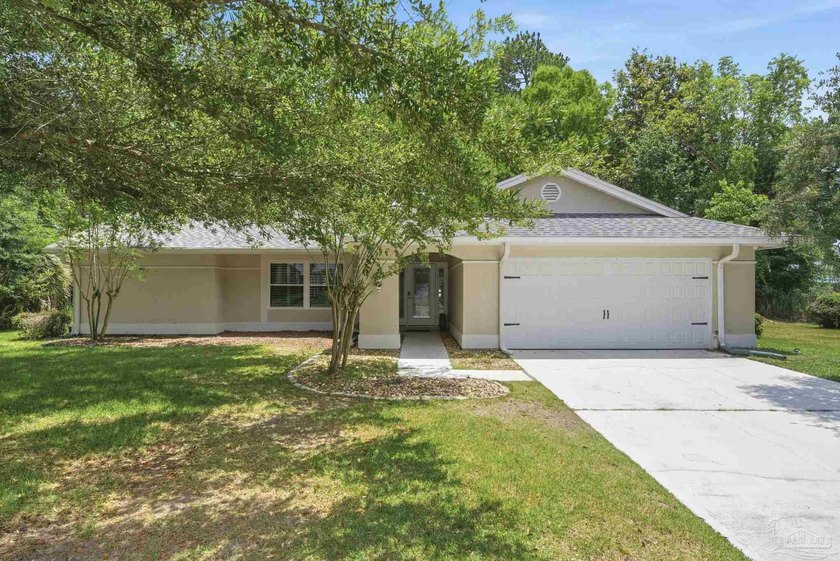 Welcome to golf course living in beautiful Perdido Bay Golf - Beach Home for sale in Pensacola, Florida on Beachhouse.com