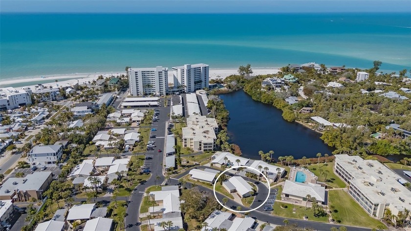 One or more photo(s) has been virtually staged. Discover the - Beach Home for sale in Sarasota, Florida on Beachhouse.com