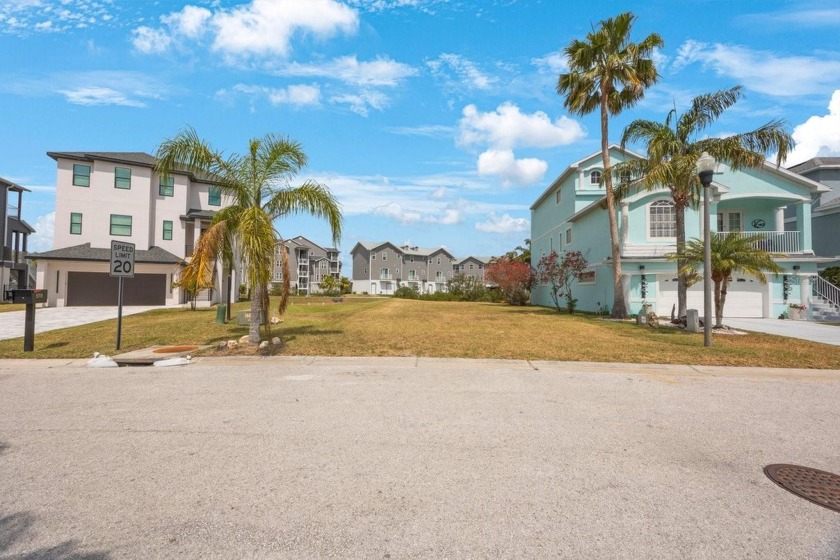 STUNNING WATERFRONT LOT READY FOR YOU TO BUILD YOUR DREAM - Beach Lot for sale in New Port Richey, Florida on Beachhouse.com