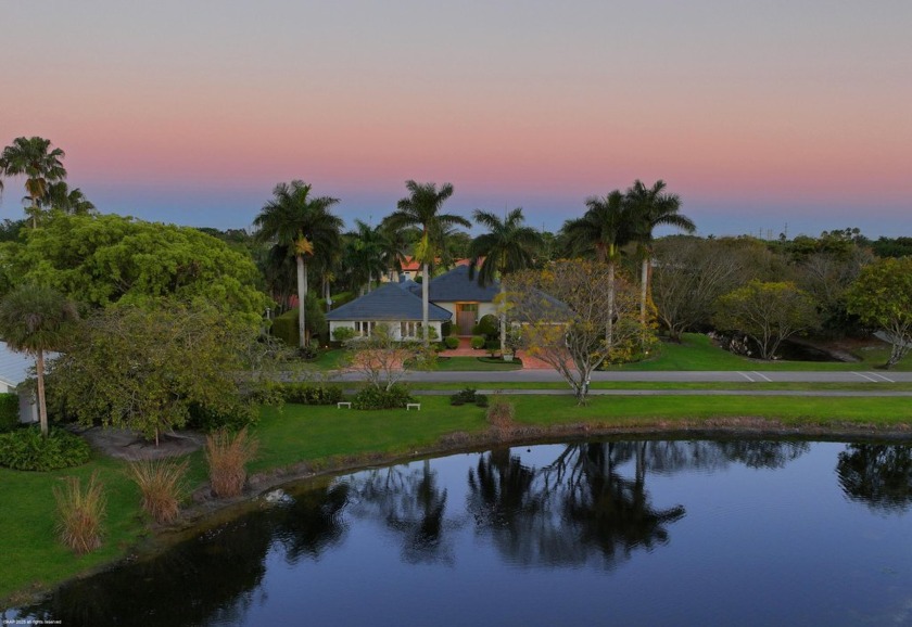 Stunningly remodeled lakefront home with expansive water views - Beach Home for sale in Wellington, Florida on Beachhouse.com