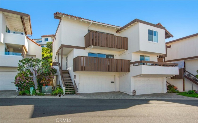 Sit Down Harbor, Ocean and Catalina Island Views! Enjoy the - Beach Townhome/Townhouse for sale in San Clemente, California on Beachhouse.com
