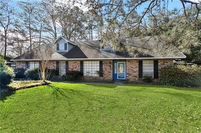 Discover a home with endless possibilities. Situated in the - Beach Home for sale in Slidell, Louisiana on Beachhouse.com