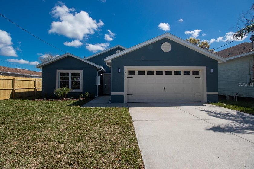BRAND NEW 3/2/2 LOCATED IN THE CITY OF NEW PORT RICHEY - Beach Home for sale in New Port Richey, Florida on Beachhouse.com