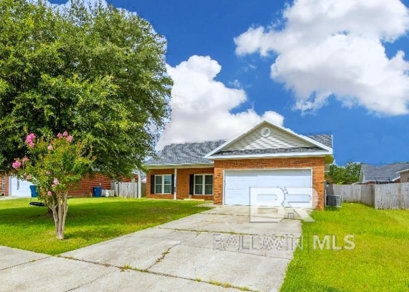 *Gulf Shores Gem: Beautiful Brick Home with Coastal Charm!!* Get - Beach Home for sale in Gulf Shores, Alabama on Beachhouse.com