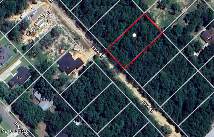 No flood zone! Build your dream home in Ocean Beach - Beach Lot for sale in Ocean Springs, Mississippi on Beachhouse.com