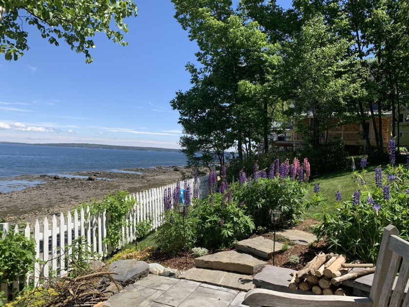 With spectacular views of Penobscot Bay and gentle steps to 90 - Beach Home for sale in Northport, Maine on Beachhouse.com