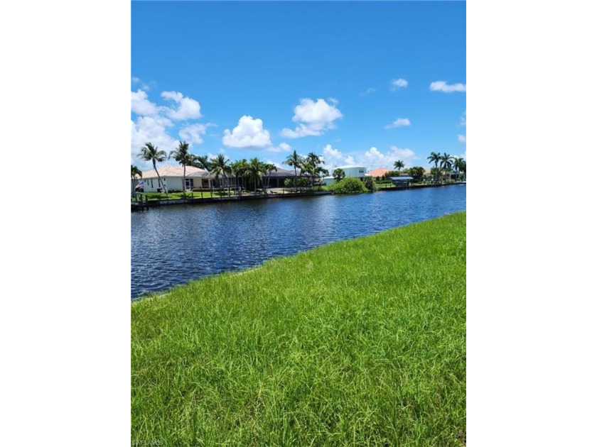 This is it, 2712 SW 37th Terrace, the perfect lot to build your - Beach Lot for sale in Cape Coral, Florida on Beachhouse.com