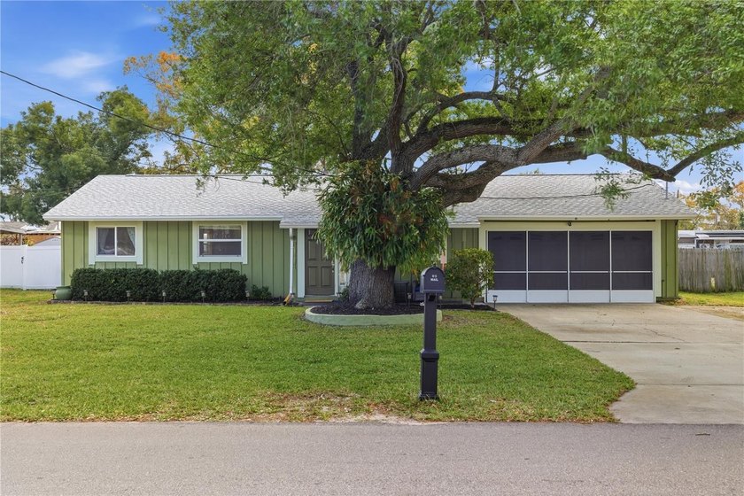 Brand New Roof, Outdoor Kitchen & Gazebo, Workshop/Shed with - Beach Home for sale in Seminole, Florida on Beachhouse.com