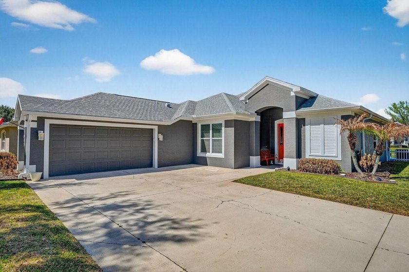 Welcome to this Amazing opportunity to call this pre-loved home - Beach Home for sale in Port Orange, Florida on Beachhouse.com