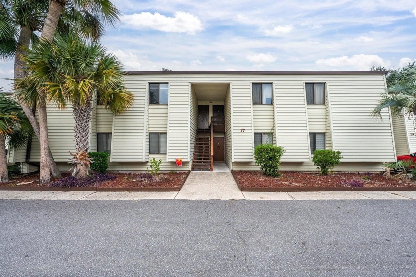 Short Sale!! Calling all investors! This 2-bedroom, 1-bath condo - Beach Condo for sale in Fort Walton Beach, Florida on Beachhouse.com