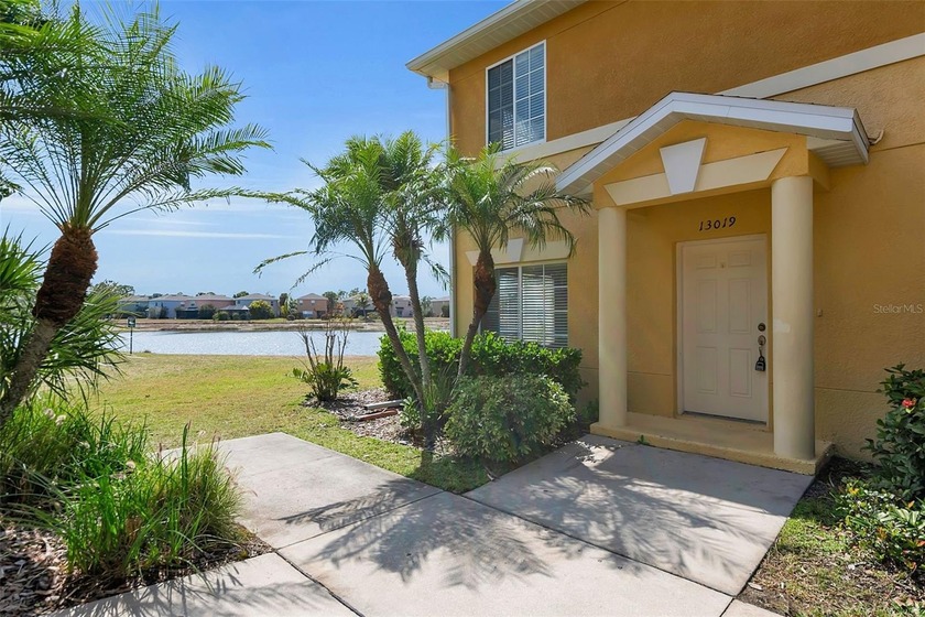 Under contract-accepting backup offers. Welcome to this - Beach Townhome/Townhouse for sale in Venice, Florida on Beachhouse.com