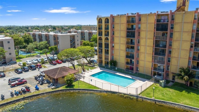 Modern 2-Bedroom / 2-Bathroom Apartment with Stunning Lake View - Beach Condo for sale in Miami, Florida on Beachhouse.com