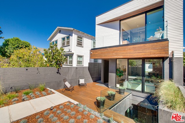 This truly creative and trend setting newly constructed home, is - Beach Home for sale in Venice, California on Beachhouse.com