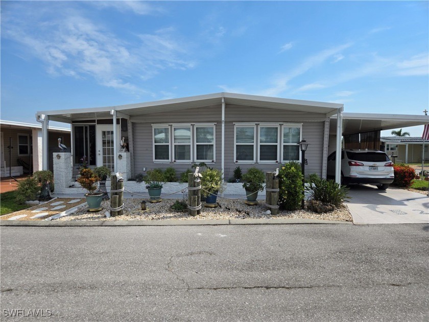 Recently Updated 2 bed/ 2 Bath unit in desirable Six Lakes - Beach Home for sale in North Fort Myers, Florida on Beachhouse.com