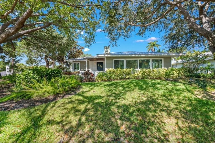 Welcome to an extraordinary opportunity on Lido Key, where - Beach Home for sale in Sarasota, Florida on Beachhouse.com