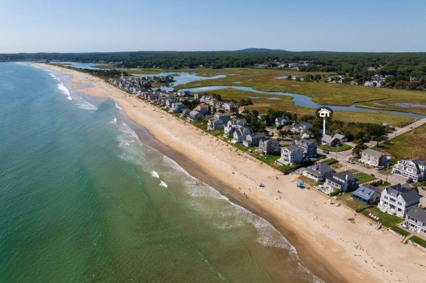 Captivating and intriguing home at Moody Beach! A very stylish - Beach Home for sale in Wells, Maine on Beachhouse.com