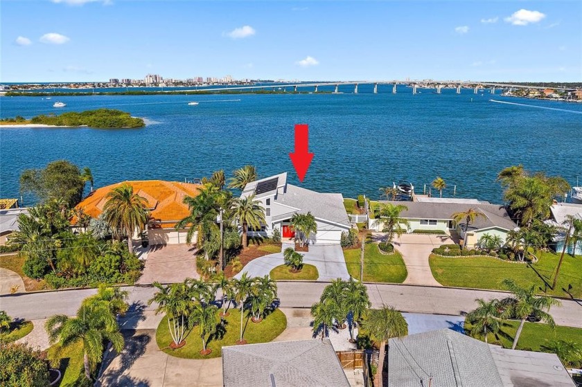 DON'T MISS OWNING A SLICE OF TRUE FLORIDA PARADISE ON ONE OF THE - Beach Home for sale in Indian Rocks Beach, Florida on Beachhouse.com