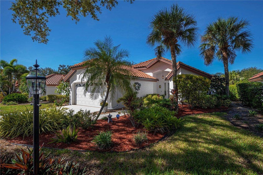 PRICE IMPROVEMENT! Rarely available in beautiful Chestnut Creek - Beach Home for sale in Venice, Florida on Beachhouse.com