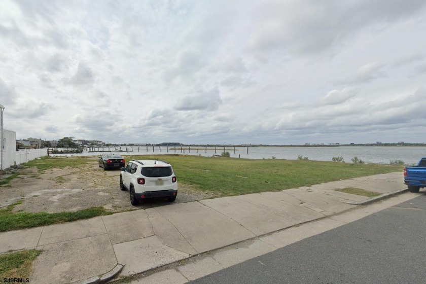 Best bay front 1.24 acres Lot in the island. Approved planes for - Beach Lot for sale in Atlantic City, New Jersey on Beachhouse.com