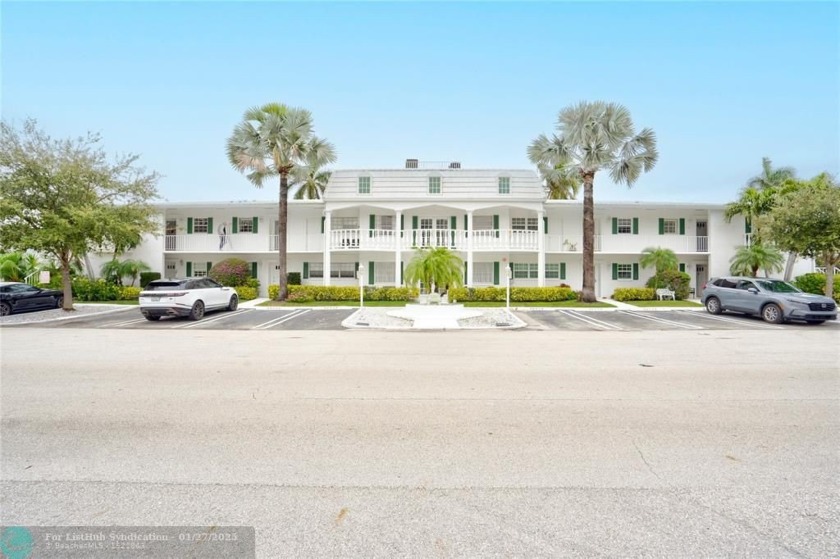 Rarely available, large 1 bedroom, 1 1/2 bath condo in boutique - Beach Condo for sale in Fort Lauderdale, Florida on Beachhouse.com