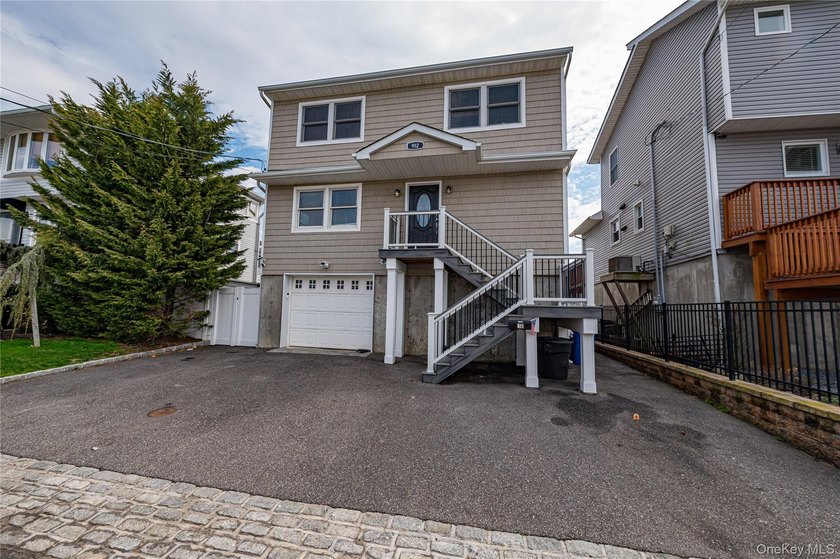 Waterfront living, perfectly positioned just moments to the open - Beach Home for sale in Lindenhurst, New York on Beachhouse.com