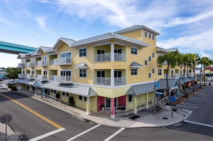 Rare corner commercial unit within Harbour House at the Inn - Beach Commercial for sale in Fort Myers Beach, Florida on Beachhouse.com