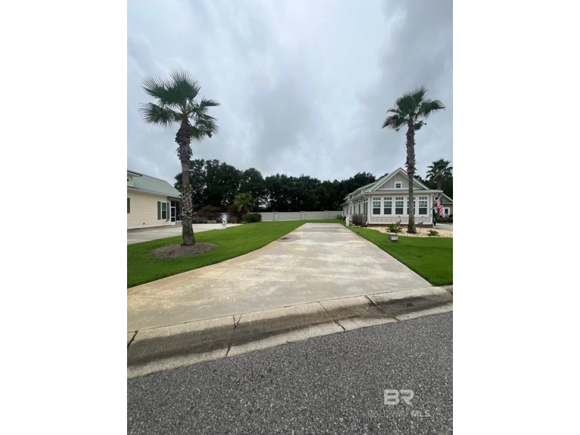 RENTALS ALLOWED-INVESTMENT OPPORTUNITY! OWNER FINANCING - Beach Lot for sale in Elberta, Alabama on Beachhouse.com