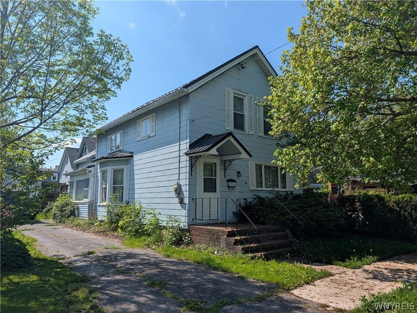 This opportunity filled property in Dunkirk is ready for its - Beach Home for sale in Dunkirk, New York on Beachhouse.com