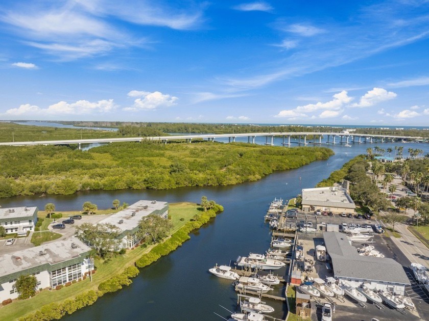 Rare find with an attached enclosed porch off the living room - Beach Home for sale in Vero Beach, Florida on Beachhouse.com