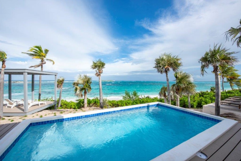Beachfront Luxury Tropical Villa, Pura Vida, Romantic Paradise - Beach Vacation Rentals in Double Bay, Eleuthera on Beachhouse.com