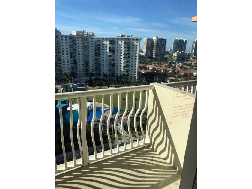 PENTHOUSE UNIT IN OCEANFRONT BUILDING**BEAUTIFUL INTRACOASTAL - Beach Condo for sale in Sunny Isles Beach, Florida on Beachhouse.com