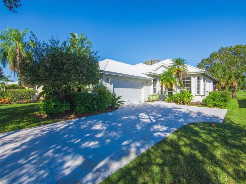 Light and bright this charming 3/2 home in Meadowood has - Beach Home for sale in Fort Pierce, Florida on Beachhouse.com