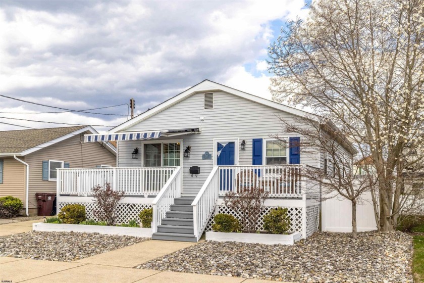 Charming beachside retreat with 3 bedrooms and 2 baths. Recently - Beach Home for sale in Ventnor Heights, New Jersey on Beachhouse.com