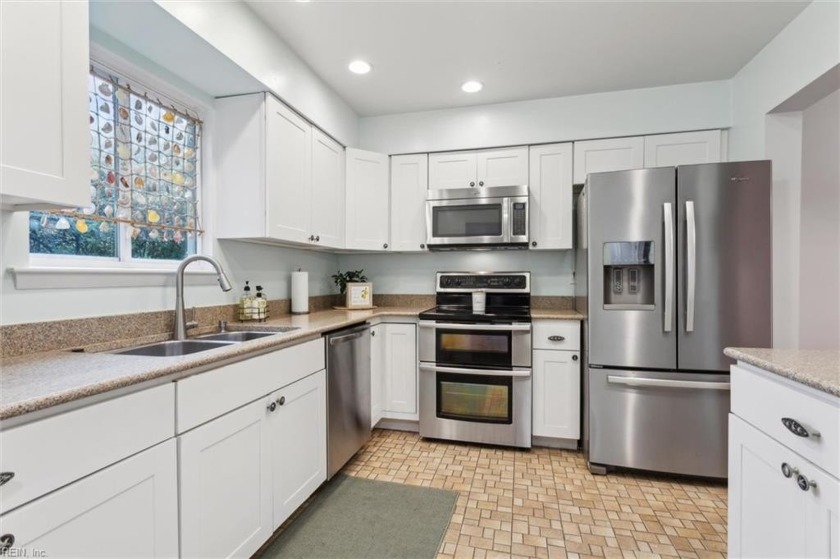 Nestled in the desirable Bayfront area of Virginia Beach, this - Beach Townhome/Townhouse for sale in Virginia Beach, Virginia on Beachhouse.com