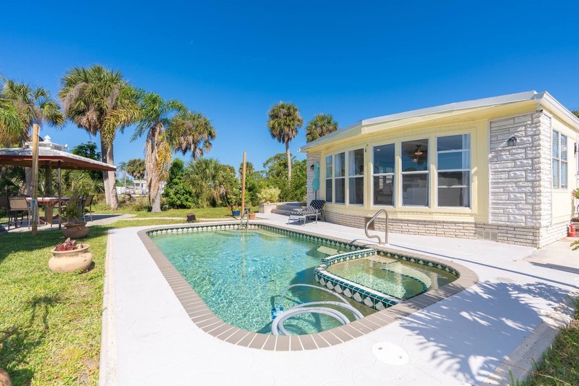 Welcome to Your Waterfront Oasis! This charming 2-bed, 2-bath - Beach Home for sale in Englewood, Florida on Beachhouse.com