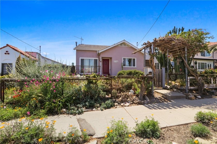 Character and charm await in this beautifully detailed 2-bedroom - Beach Home for sale in San Pedro, California on Beachhouse.com