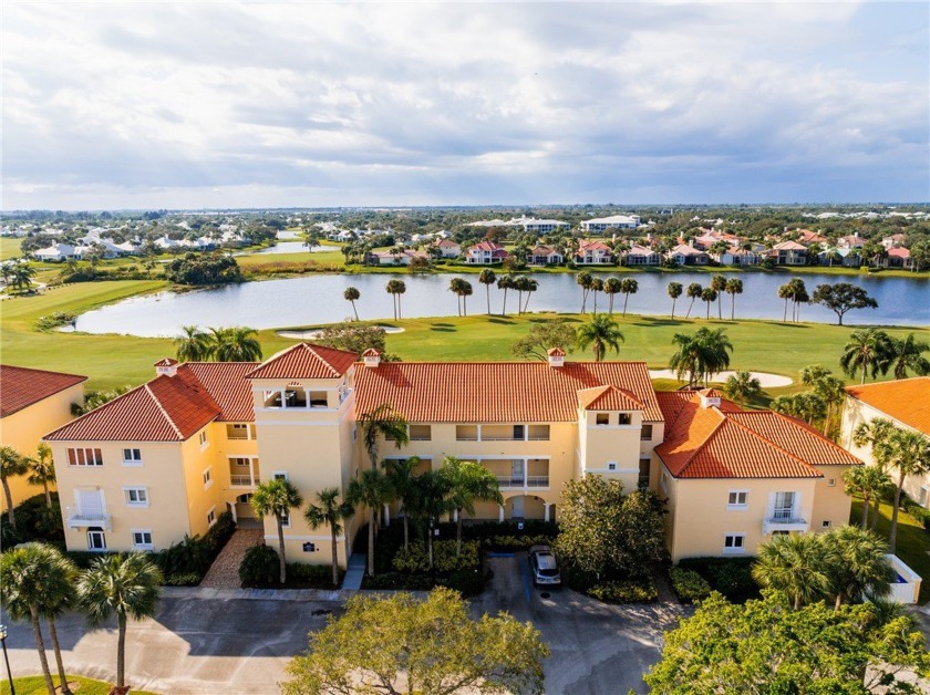 The only 2/2+Den end unit in Harmony Island. Boasting exquisite - Beach Home for sale in Vero Beach, Florida on Beachhouse.com