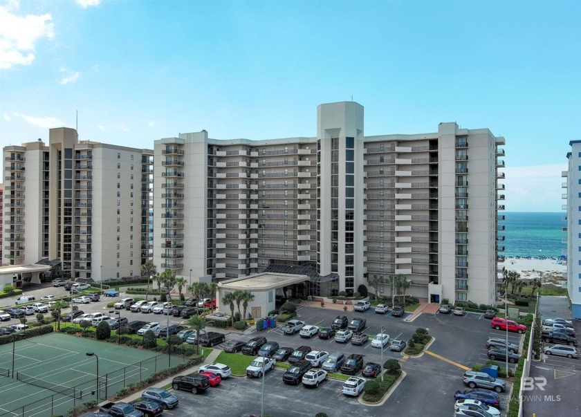 This recently updated 2-bedroom/2-bathroom condo combines modern - Beach Condo for sale in Orange Beach, Alabama on Beachhouse.com
