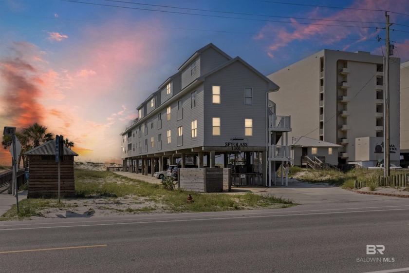 The 2 Bedroom 2 Bath unit you've been looking for. This unit is - Beach Condo for sale in Gulf Shores, Alabama on Beachhouse.com