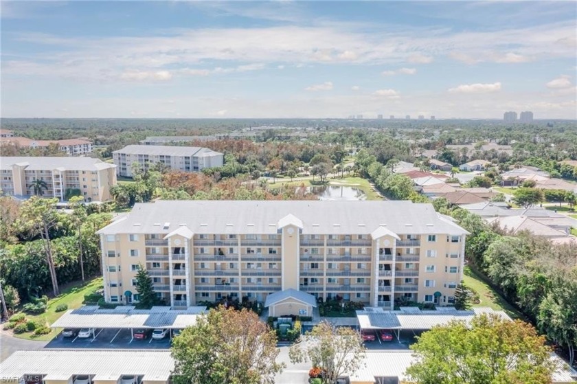 *** NO HURRICANE DAMAGE NOR FLOODING HERE***Drop your bags and - Beach Home for sale in Estero, Florida on Beachhouse.com