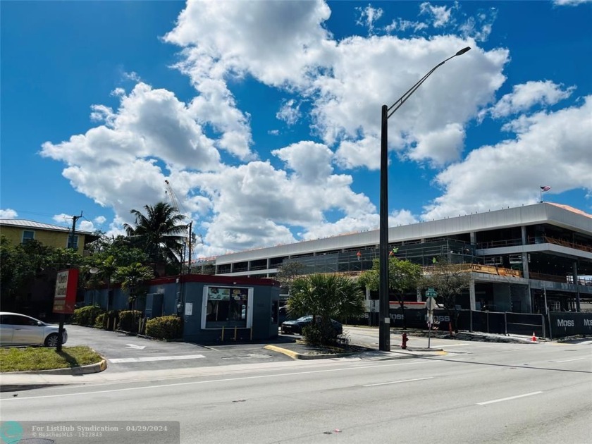 PRIME LOCATION - BOULEVARD BUSINESS (B-1) DISTRICT - Highly - Beach Commercial for sale in Fort Lauderdale, Florida on Beachhouse.com