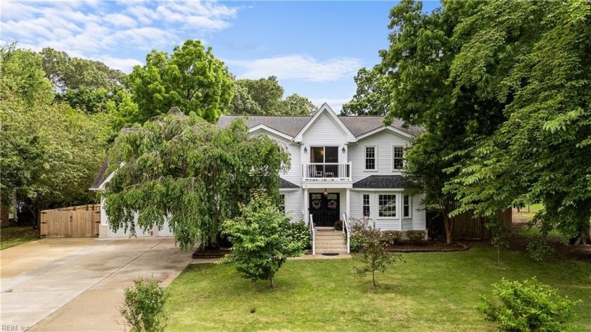 Welcome to 2740 Duckwood Ct. This property has water views of - Beach Home for sale in Suffolk, Virginia on Beachhouse.com