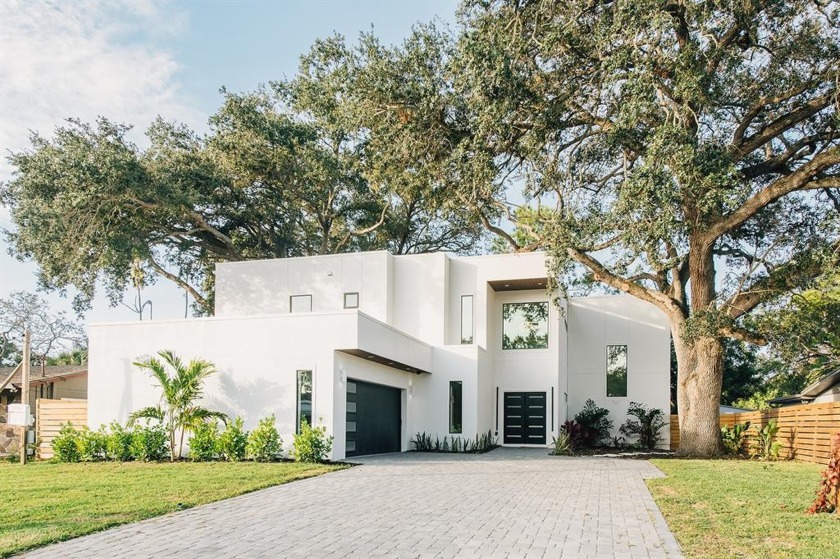 This bold new construction contemporary home is Energy Star - Beach Home for sale in Tampa, Florida on Beachhouse.com