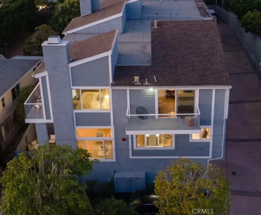 Step into coastal luxury with this south-facing end unit - Beach Townhome/Townhouse for sale in Redondo Beach, California on Beachhouse.com