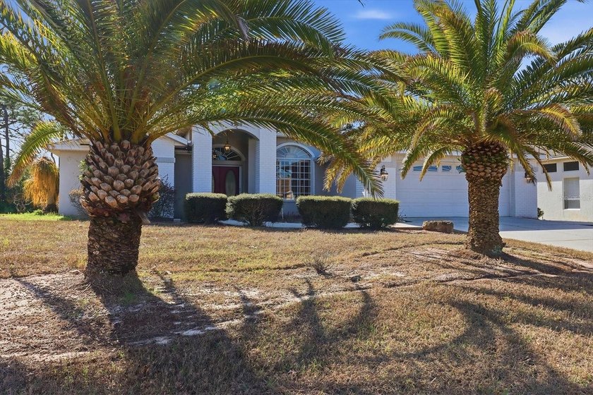 Under contract-accepting backup offers. PRICED TO SELL!  A 2,390 - Beach Home for sale in Weeki Wachee, Florida on Beachhouse.com