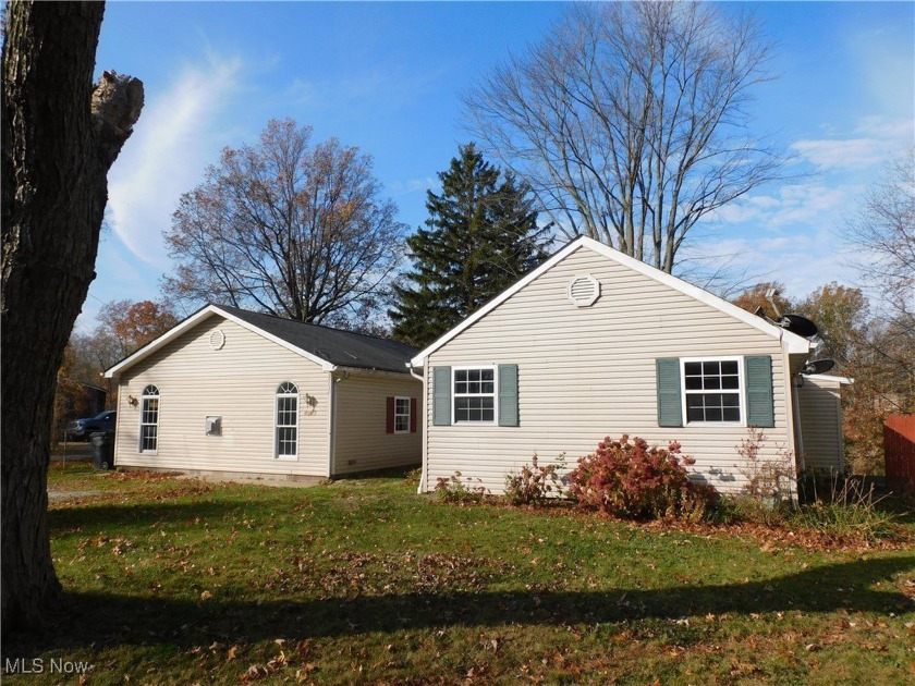 Customize this delightful ranch home situated on a spacious - Beach Home for sale in Geneva, Ohio on Beachhouse.com