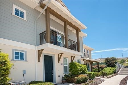 Just minutes from the beach, this 3 bedroom 3 bath condo is in a - Beach Townhome/Townhouse for sale in Oceanside, California on Beachhouse.com